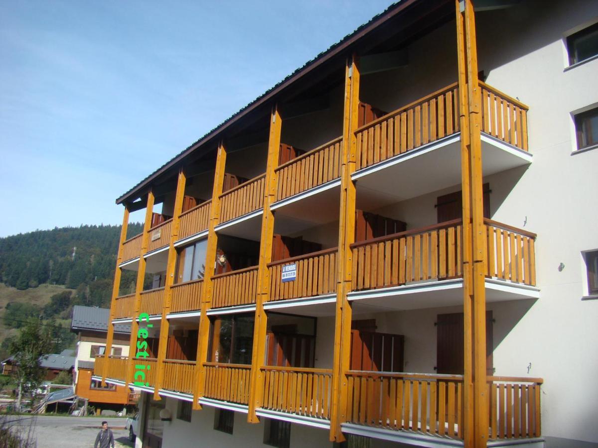 Studio Au Calme Face Aux Montagnes Dans Station De Ski La Morte Exterior photo